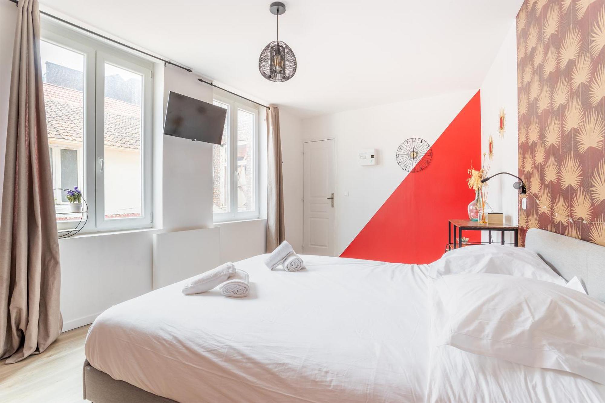 S&K Suite Grande Rue Roubaix - Chambre Spacieuse Et Sdb Privee - Netflix Et Cuisine Luaran gambar
